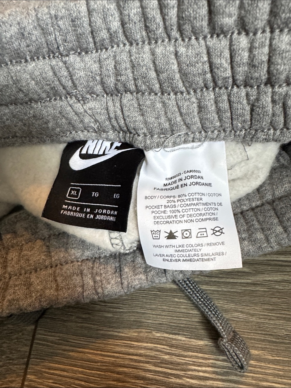 Nike Kids Gray Fleece Joggers with White Swoosh S16 - Picture 2 of 3